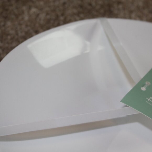 Soho Loft Plates White Pink Lemon Set of 4 Melamine 10.75" Dinner NWT Flaws - Picture 3 of 7